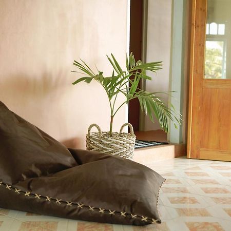 Bajo Bunkhouse Hostel Labuan Bajo Εξωτερικό φωτογραφία